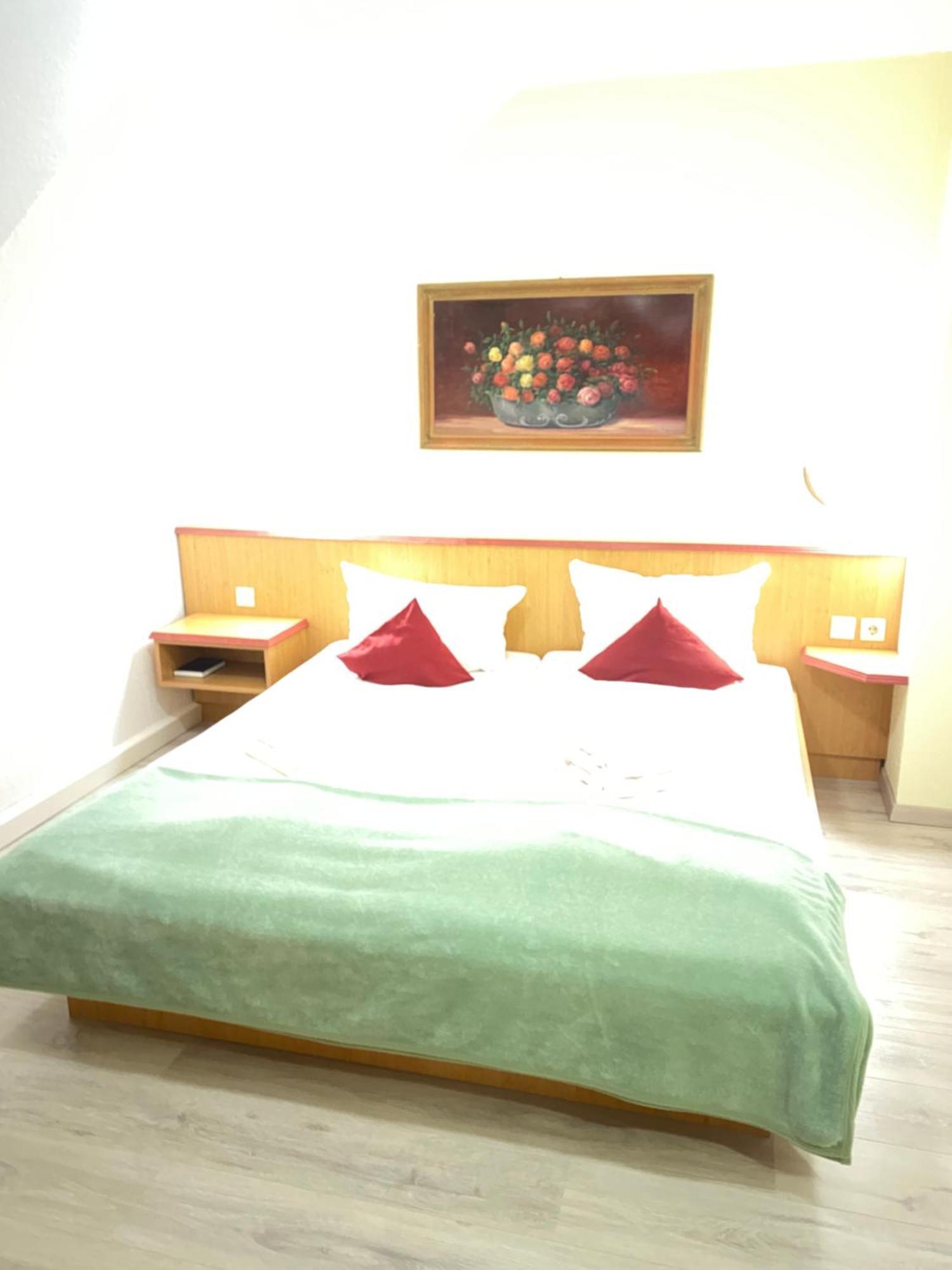 Panoramahotel Lilienstein Königstein Habitación foto