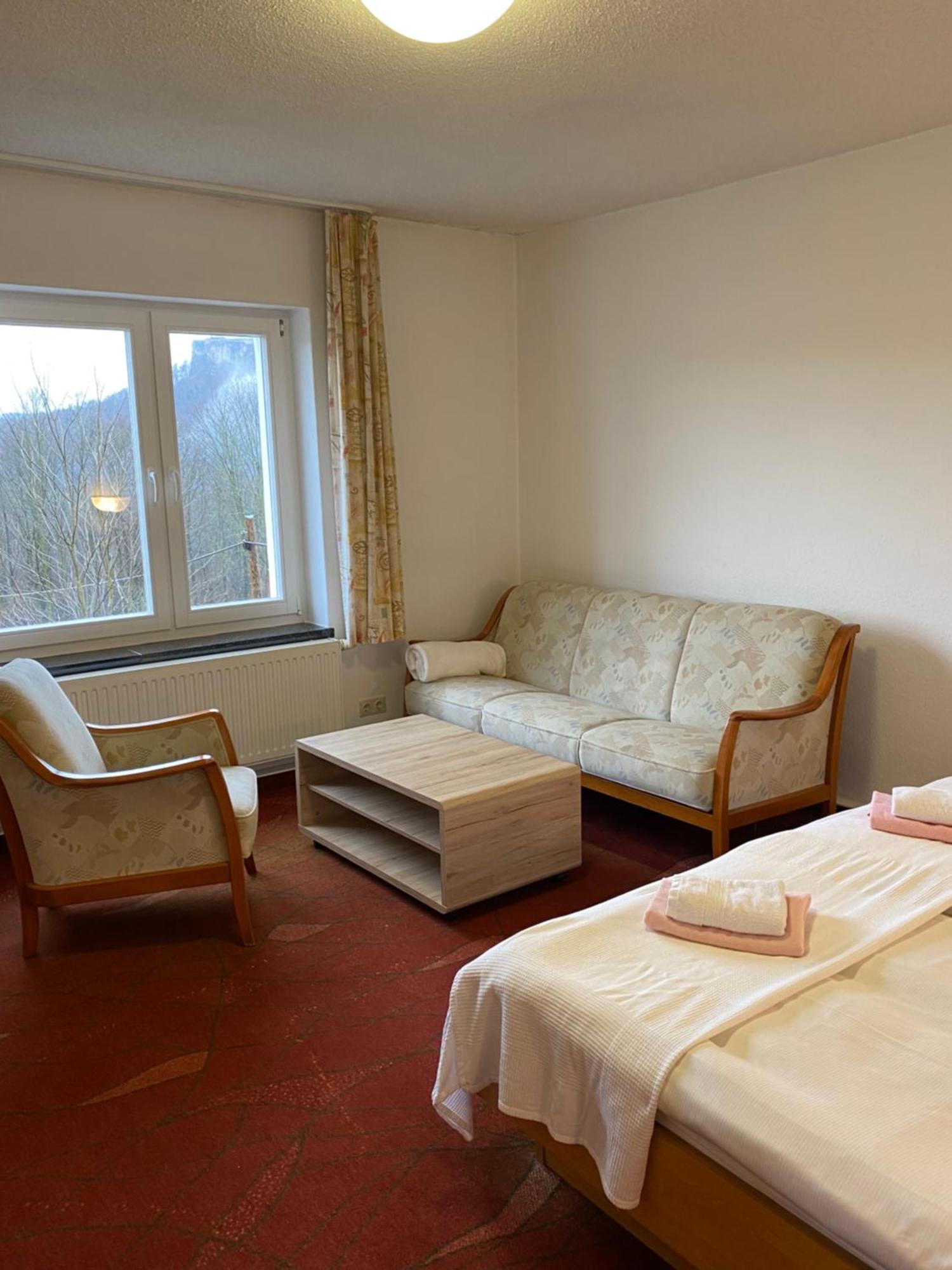 Panoramahotel Lilienstein Königstein Habitación foto