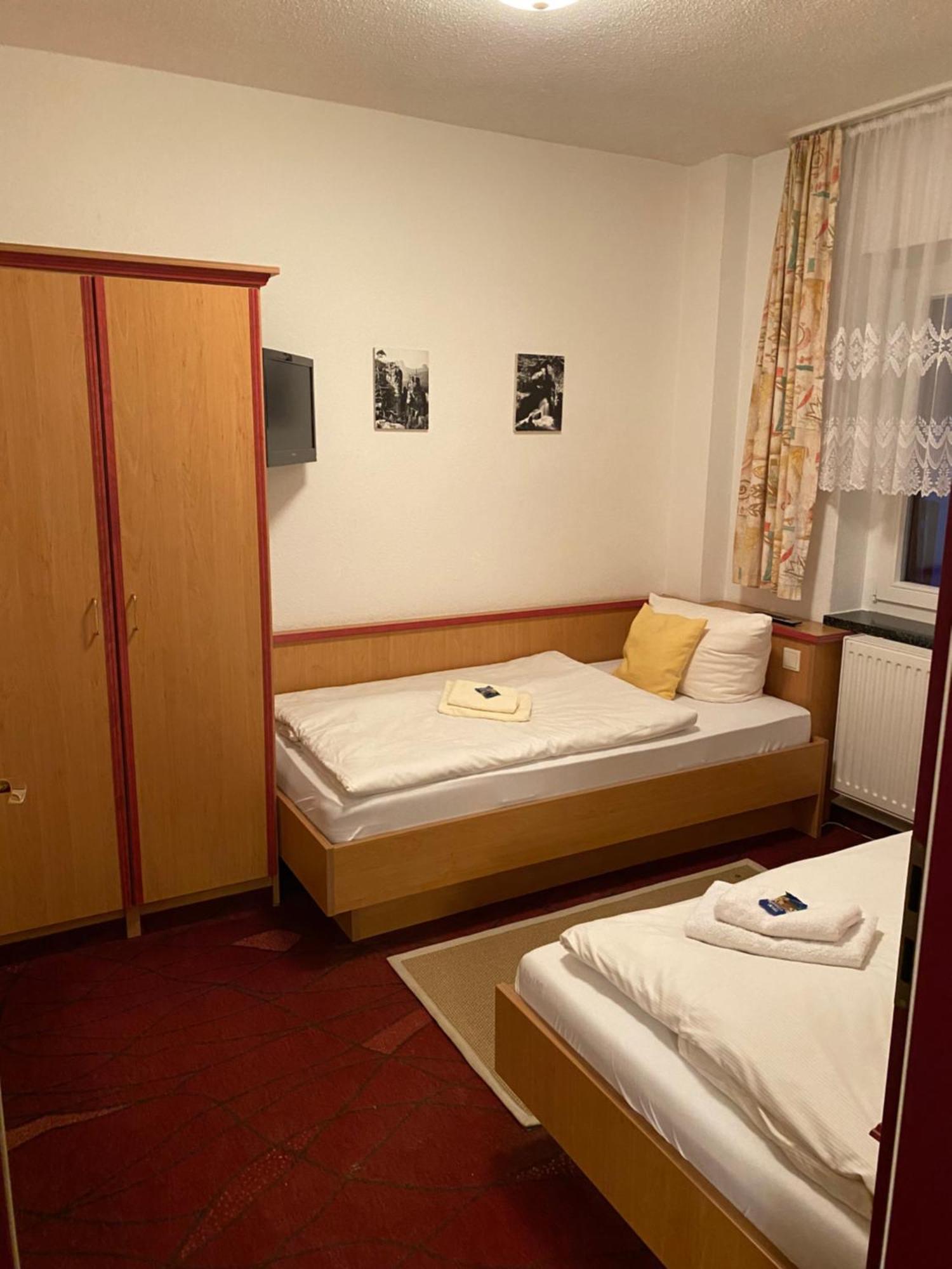 Panoramahotel Lilienstein Königstein Habitación foto